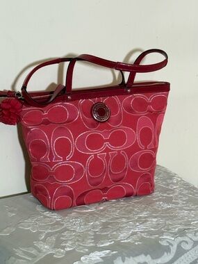 Coach Poppy Signature Lurex Glam Tote Metallic Jacquard Y2K Shoulder Bag